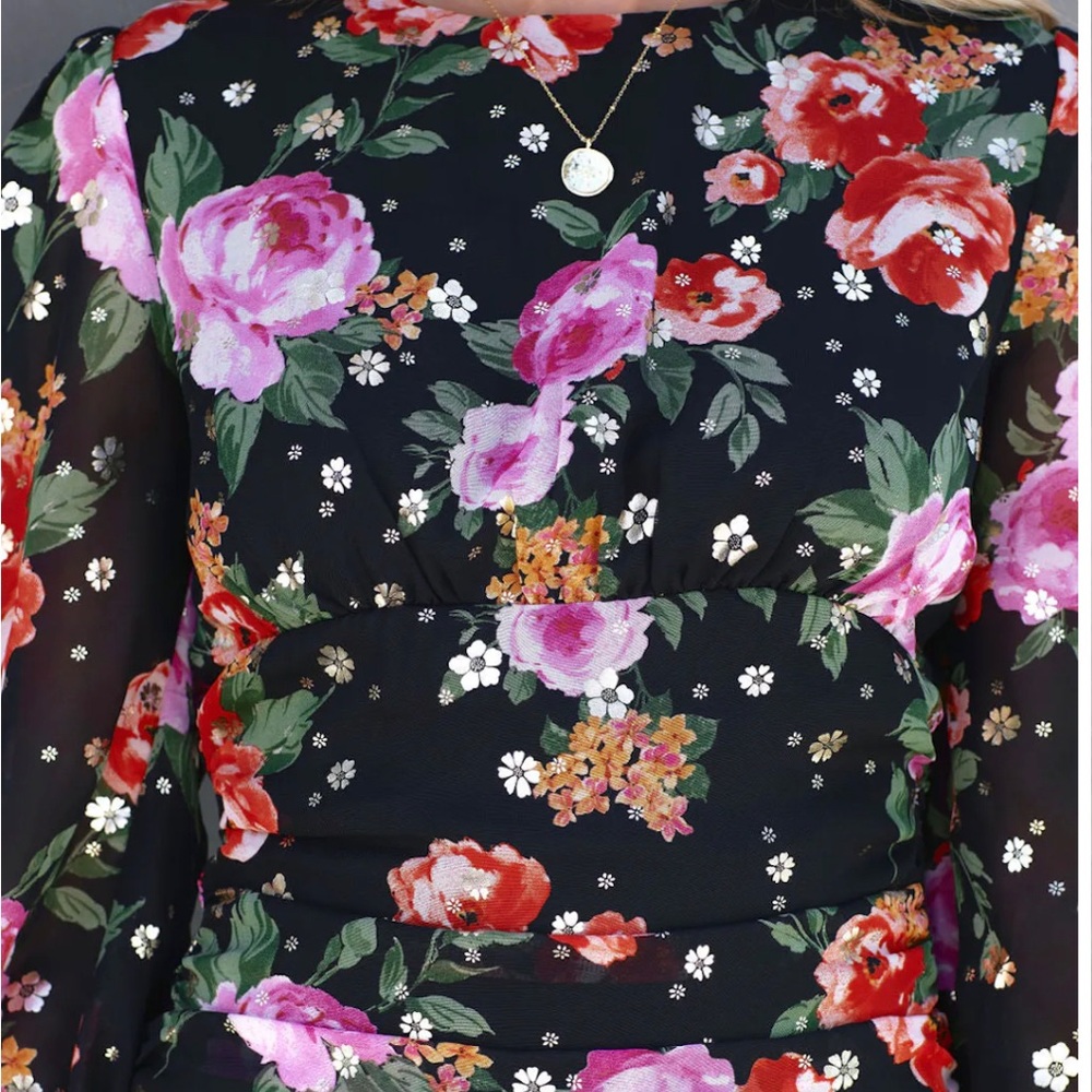 Vici Black Floral Dress - Picture 3 of 5